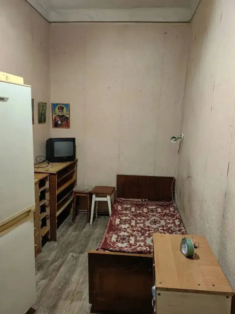 2К. Квартира — ленинский район, ул. Куприна, 57

Этаж: 3/3

Сдаётся квартира в районе телецентра.

— Стоимость: **15 000 ₽** + коммунальные услуги

+7(949)105-35-35, Виктория - фотография - 9
