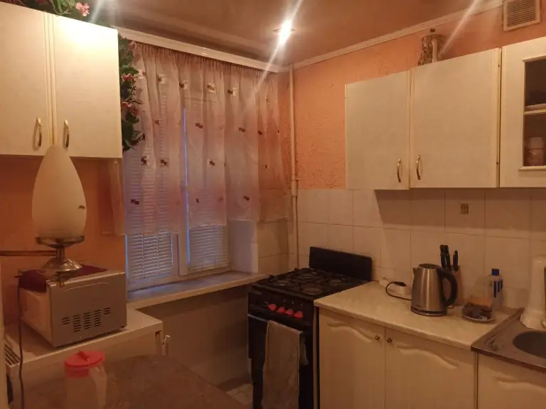 1К. Квартира — кировский район, м-н текстильщик, ул. Николая островского, 35
Общая площадь — 32 кв. М.
Этаж: 7/9
В квартире сделан ремонт, перепланировка узаконена. Вода по графику. Документы готовы.
— Стоимость: **2 800 000 ₽**
+7(949)105-35-35, Виктория - фотография - 7
