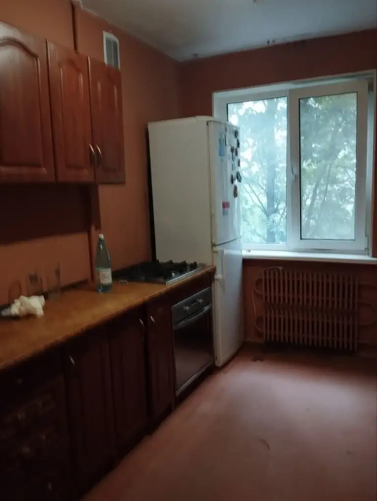 2К. Квартира — кировский район, мирный, ул. Туполева

Этаж — 3

Продаётся двухкомнатная квартира в районе мирный.

— Стоимость: **4 500 000 ₽**

+7(949)105-35-35, Виктория - фотография - 4