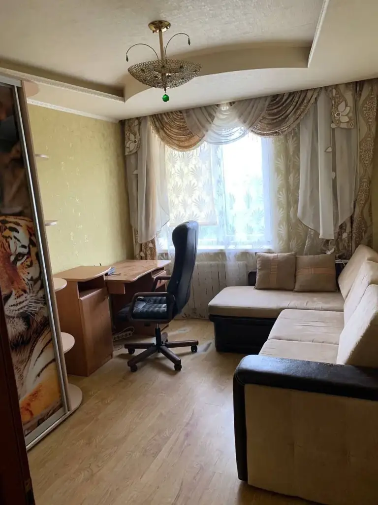 3К. Квартира — кировский район, ул. Пинтера

Этаж: 4/16

Район текстильщик. В квартире есть бойлер, будет установлен накопительный бак.

— Стоимость: **40 000 ₽**

+7(949)105-35-35, Виктория - фотография - 7
