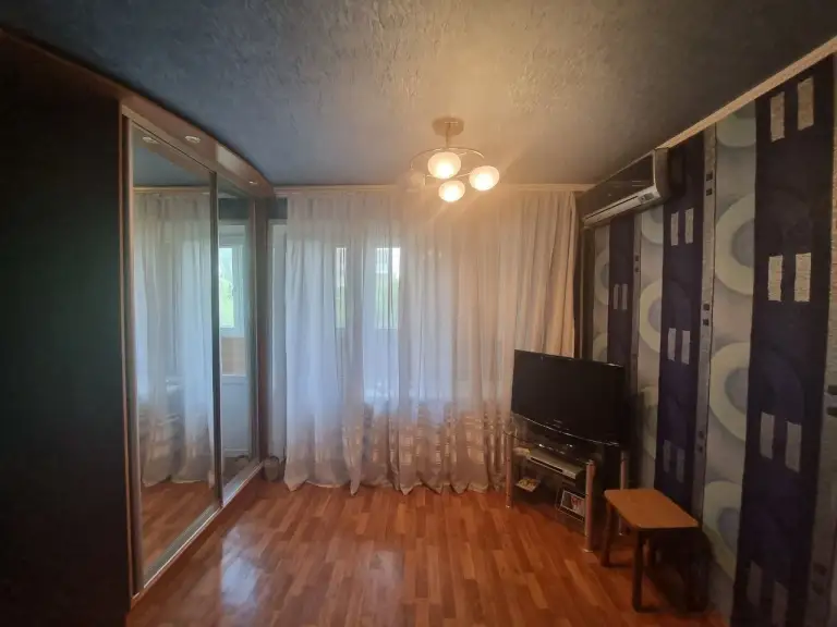 1К. Квартира — пролетарский район, ул. Щетинина, 6
Общая площадь — 30 кв. М.
Этаж: 6/9

Сдается в долгосрочную аренду квартира формата гостинки.

— Стоимость: **35 000 ₽**
+7(949)105-35-35, Виктория - фотография - 10