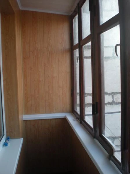 Продам 1-комнатную квартиру в мкр. Текстильщик, кировский район донецка.
Большая гостинка. Рядом вся инфраструктура. Вода по графику. Хорошее жилое состояние. Все коммуникации заменены.
8 Этаж / 9. Собственник в донецке
Цена 2 200 000 руб.
+7 949 336 13 92
+7 951 820 32 25 - фотография - 4