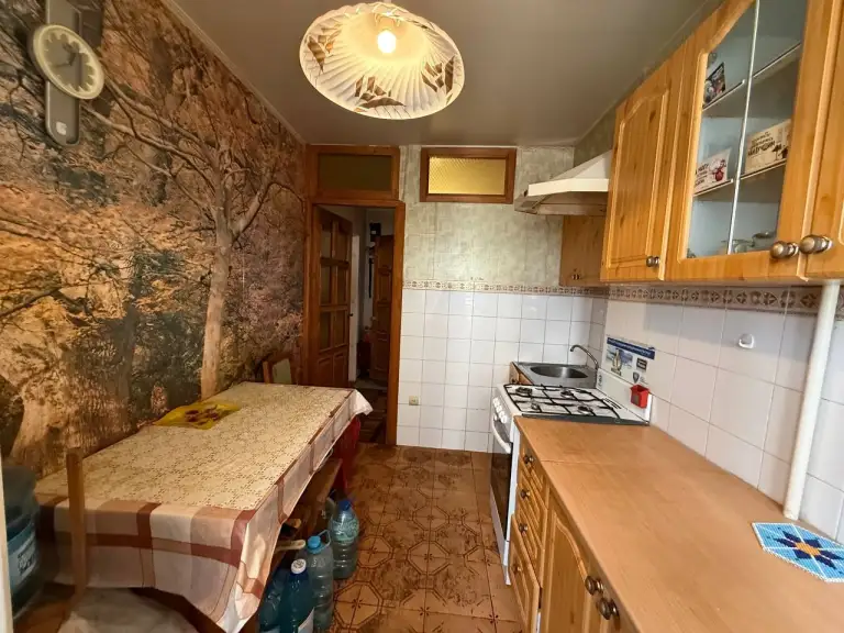 2К. Квартира — ворошиловский район, пр. Мира, 3
Общая площадь — 47,4 кв. М.
Этаж: 7/9

Квартира требует косметического ремонта. Документы готовы.

— Стоимость: **5 000 000 ₽**
+7(949)105-35-35, Виктория - фотография - 2