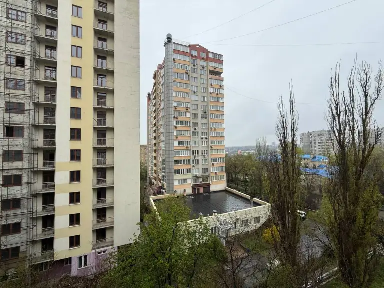 2К. Квартира — ворошиловский район, пр. Мира, 3
Общая площадь — 47,4 кв. М.
Этаж: 7/9

Квартира требует косметического ремонта. Документы готовы.

— Стоимость: **5 000 000 ₽**
+7(949)105-35-35, Виктория - фотография - 6