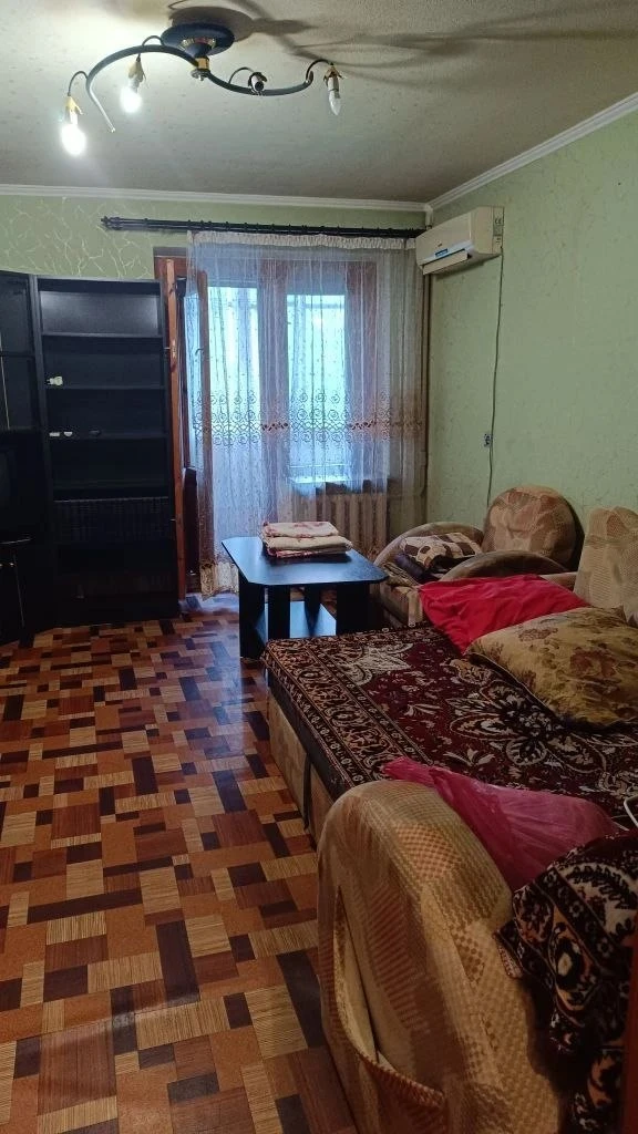 2К. Квартира — киевский район, гладковка

Общая площадь — 50 кв. М.
Этаж: 6/9

Сдается двухкомнатная квартира. В наличии накопитель, кондиционер, стиральная машина, холодильник, телевизор и интернет. Большая лоджия. Бойлер отсутствует — сгорел.

— Стоимость: **40 000 ₽**

+7(949)105-35-35, Виктория - фотография - 1