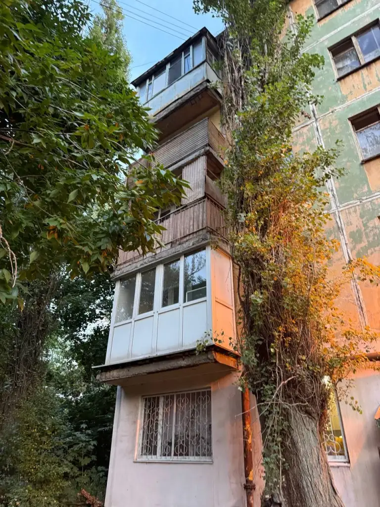 1К. Квартира — калининский район, б-р шахтостроителей / пр. Ильича

Общая площадь — 30,7 кв. М.
Этаж: 5/5

Дом во дворе. Квартира под ремонт.

— Стоимость: **1 700 000 ₽**

+7(949)105-35-35, Виктория - фотография - 1