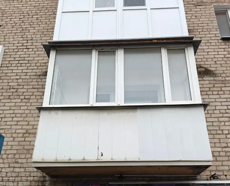 Продам 2-х комнатную квартиру в калининском районе, бульвар шевченко. Рядом супермаркеты, остановка транспорта, рынок
2/4, Кирпичный дом
Окна и балкон пластик
Состояние жилое, требует косметического ремонта
Документы готовы, собственник на сделке
3700 000 Руб, торг
Звоните +79497939120, +79495436340 альбина ан - фотография - 3