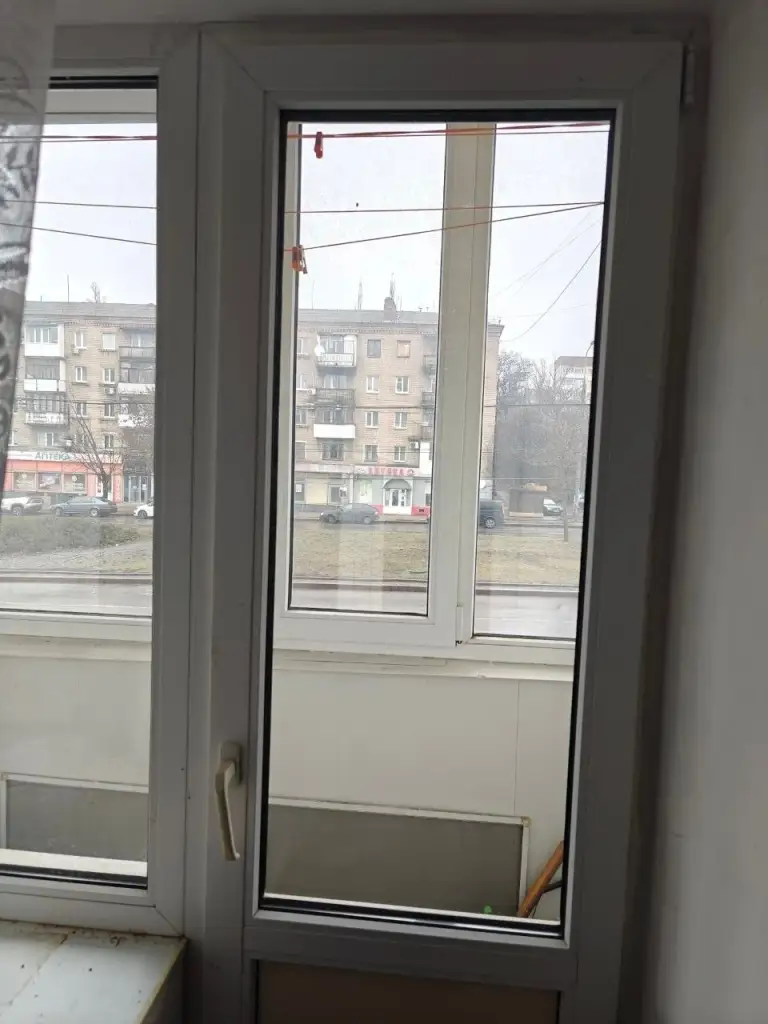Продам 2-х комнатную квартиру в калининском районе, бульвар шевченко. Рядом супермаркеты, остановка транспорта, рынок
2/4, Кирпичный дом
Окна и балкон пластик
Состояние жилое, требует косметического ремонта
Документы готовы, собственник на сделке
3700 000 Руб, торг
Звоните +79497939120, +79495436340 альбина ан - фотография - 4