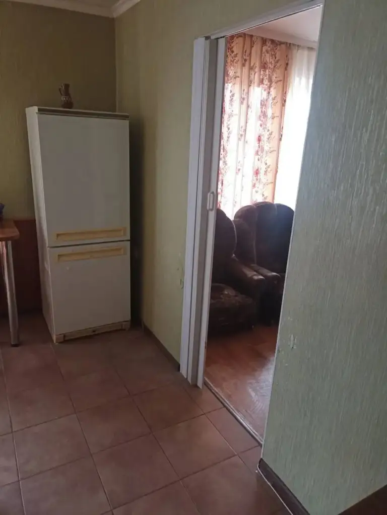 1К. Квартира — калининский район, ул. Кадиевская, 5

Общая площадь — 30 кв. М.
Этаж: 7/9

Квартира утеплена, установлен новый балкон. Вода подаётся стабильно по графику. Остаются бойлер и холодильник.

— Стоимость: **2 300 000 ₽**

+7(949)105-35-35, Виктория - фотография - 5