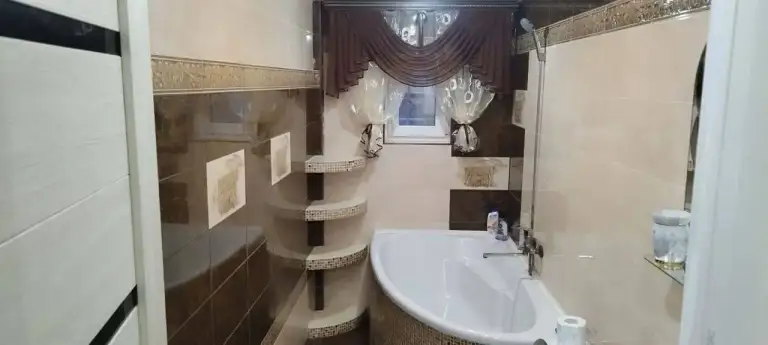 Дом — пролетарский район, ул. 6 капитальная
Аренда дома в донецке. Вода подаётся почти постоянно.
— Стоимость: **80 000 ₽**
+7(949)105-35-35, Виктория - фотография - 3