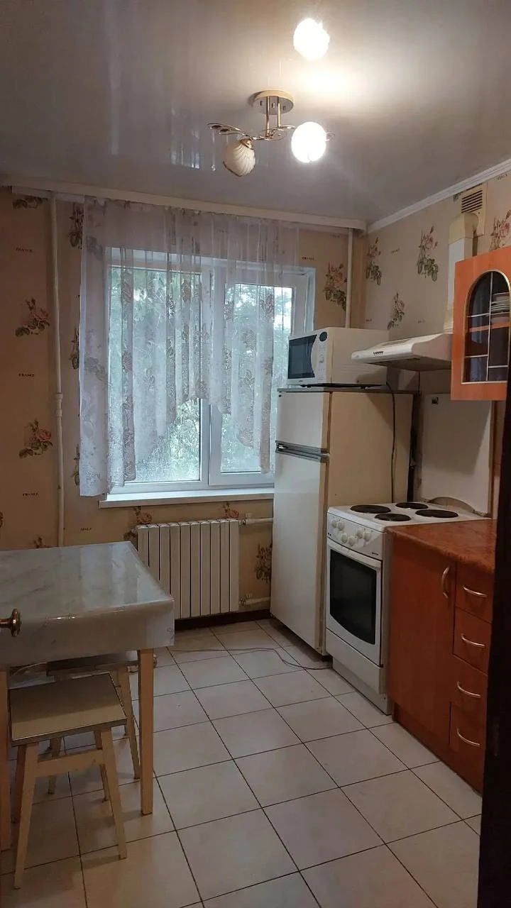 1К. Квартира — ленинский район, ул. Скляренко

Квартира расположена в мирном. Вода по графику, установлен нагревательный бак.

— Стоимость: **25 000 ₽** + коммунальные услуги

+7(949)105-35-35, Виктория - фотография - 4
