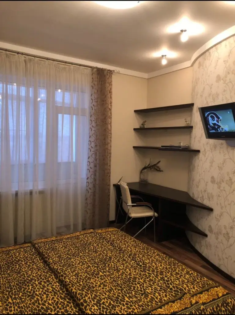 2К. Квартира — ворошиловский район, ул. Постышева

Квартира в новостройке. Есть накопительный бак.

— Стоимость: **80 000 ₽** + коммунальные услуги
+7(949)105-35-35, Виктория - фотография - 6