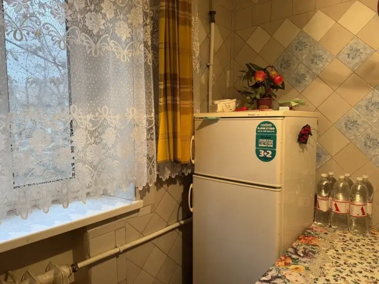 2К. Квартира — кировский район, ул. Кирова, 445, абакумова
Общая площадь — 46 кв. М.
Этаж: 2/3

Комнаты смежные. Прописанных нет, собственник находится в городе. Торг уместен.

— Стоимость: **1 700 000 ₽**
+7(949)105-35-35, Виктория - фотография - 4