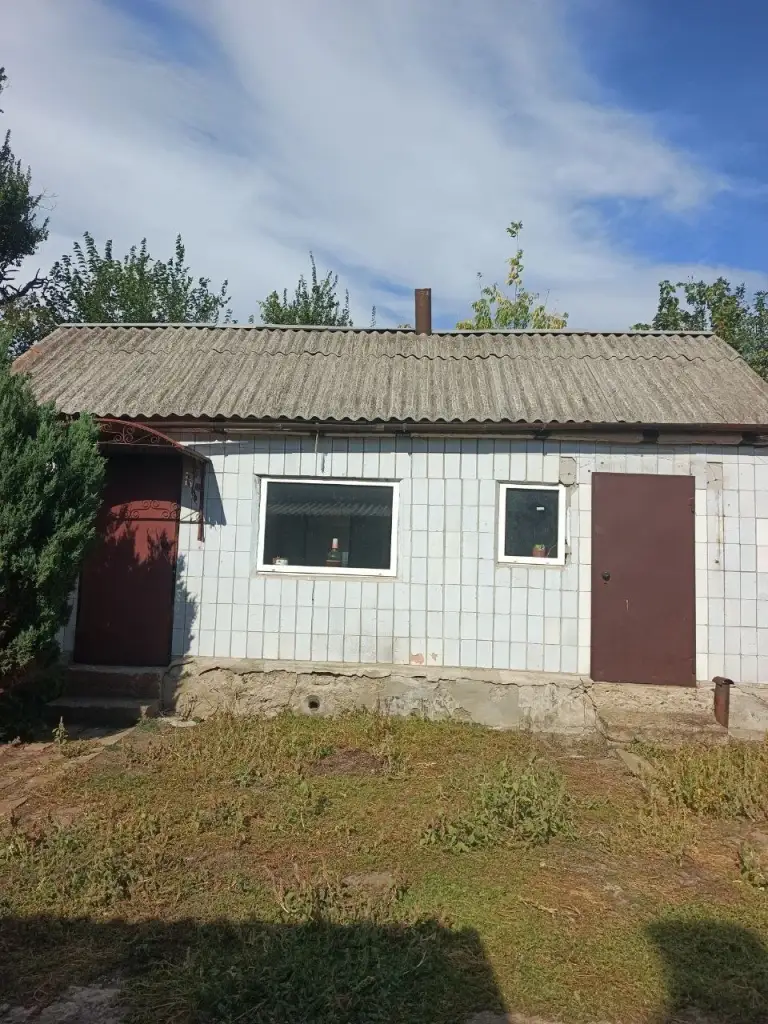 Продам дом ул. Рыбалко, 5 минут до жд вокзала.
Продам дом по улице рыбалко, ориентир улица артемовская, железнодорожный вокзал.
Дом в хорошем состоянии, зал, две спальни, холл, кухня, кладовая, санузел.
Гараж, летняя кухня, хозпостройки.
12 Соток приватизированной земли. Фруктовые деревья,

Документы готовы. +79493793647 - фотография - 3