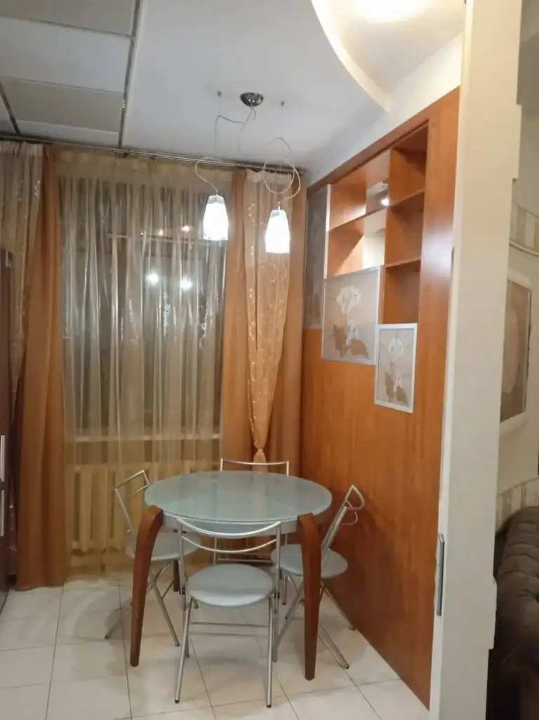 2К. Квартира — ворошиловский район, бульвар пушкина, 26
Этаж: 4/5
80 М2
В квартире есть вся необходимая бытовая техника и накопитель воды объёмом 1 тонна.
В стоимость включены стирка, уборка, смена постельного белья, а также стирка и глажка личных вещей.
— Стоимость: **80 000 ₽** + коммунальные услуги
+7(949)105-35-35, Виктория - фотография - 4