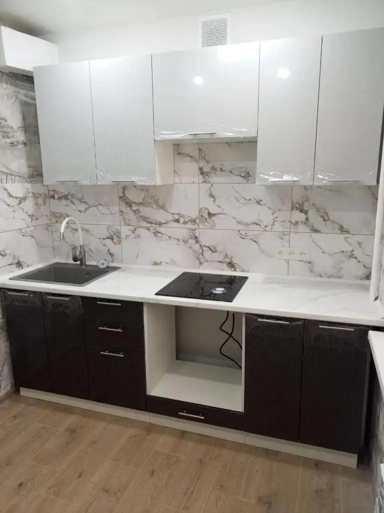 Продам
1-Комнатную квартиру на солнечном, кировский р-н донецка
11 Эт. /14, площадь 34,5 м². Вода каждый день. Отличный ремонт, новая кухня. Бойлер на горячую воду. В доме 2 лифта.
Рядом всё необходимое: транспорт, школы, детские сады, рынок, сетевые магазины. До центра 10 минут.
Цена: 3 500 000 рублей. Документы готовы, собственник на сделке.

+7 949 336 13 92 - фотография - 4