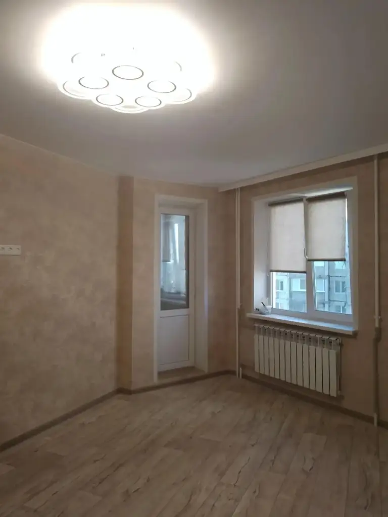 Продам
1-Комнатную квартиру на солнечном, кировский р-н донецка
11 Эт. /14, площадь 34,5 м². Вода каждый день. Отличный ремонт, новая кухня. Бойлер на горячую воду. В доме 2 лифта.
Рядом всё необходимое: транспорт, школы, детские сады, рынок, сетевые магазины. До центра 10 минут.
Цена: 3 500 000 рублей. Документы готовы, собственник на сделке.

+7 949 336 13 92 - фотография - 6