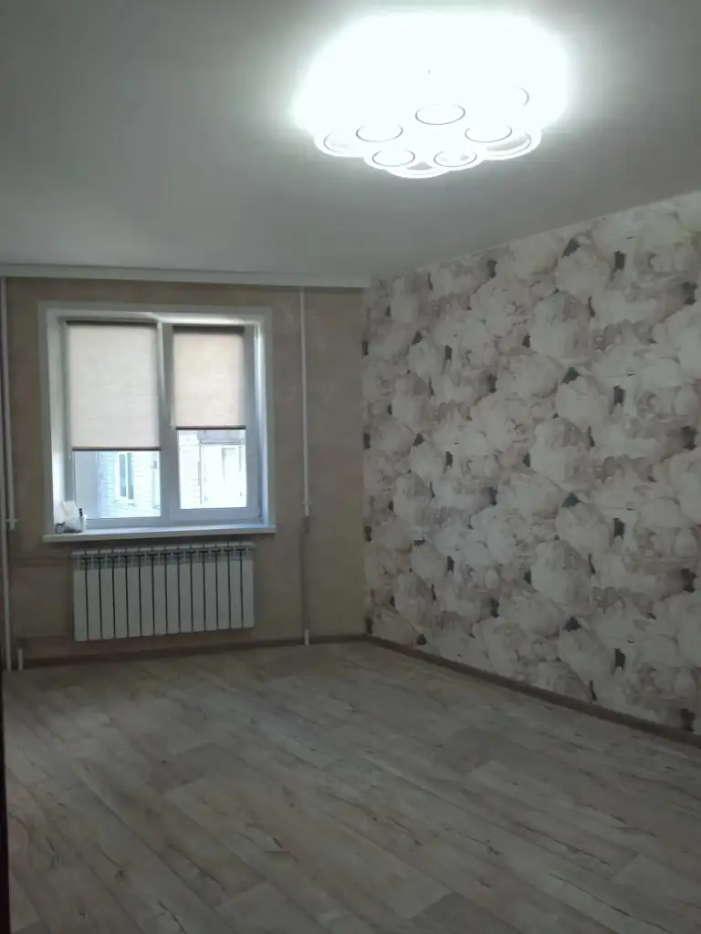 Продам
1-Комнатную квартиру на солнечном, кировский р-н донецка
11 Эт. /14, площадь 34,5 м². Вода каждый день. Отличный ремонт, новая кухня. Бойлер на горячую воду. В доме 2 лифта.
Рядом всё необходимое: транспорт, школы, детские сады, рынок, сетевые магазины. До центра 10 минут.
Цена: 3 500 000 рублей. Документы готовы, собственник на сделке.

+7 949 336 13 92 - фотография - 7