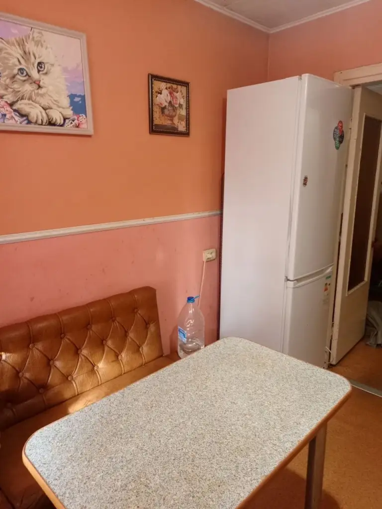 3К. Квартира — пролетарский район, ул. Щетинина

Общая площадь — 66 кв. М.
Этаж: 1/9

Жилая площадь — 44 кв. М. , кухня — 9 кв. М. Застеклённая лоджия, пластиковые окна. Рядом ледовый дворец.

— Стоимость: **4 500 000 ₽**

+7(949)105-35-35, Виктория - фотография - 10