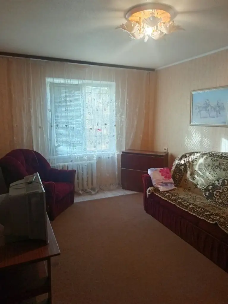 3К. Квартира — пролетарский район, ул. Щетинина

Общая площадь — 66 кв. М.
Этаж: 1/9

Жилая площадь — 44 кв. М. , кухня — 9 кв. М. Застеклённая лоджия, пластиковые окна. Рядом ледовый дворец.

— Стоимость: **4 500 000 ₽**

+7(949)105-35-35, Виктория - фотография - 7