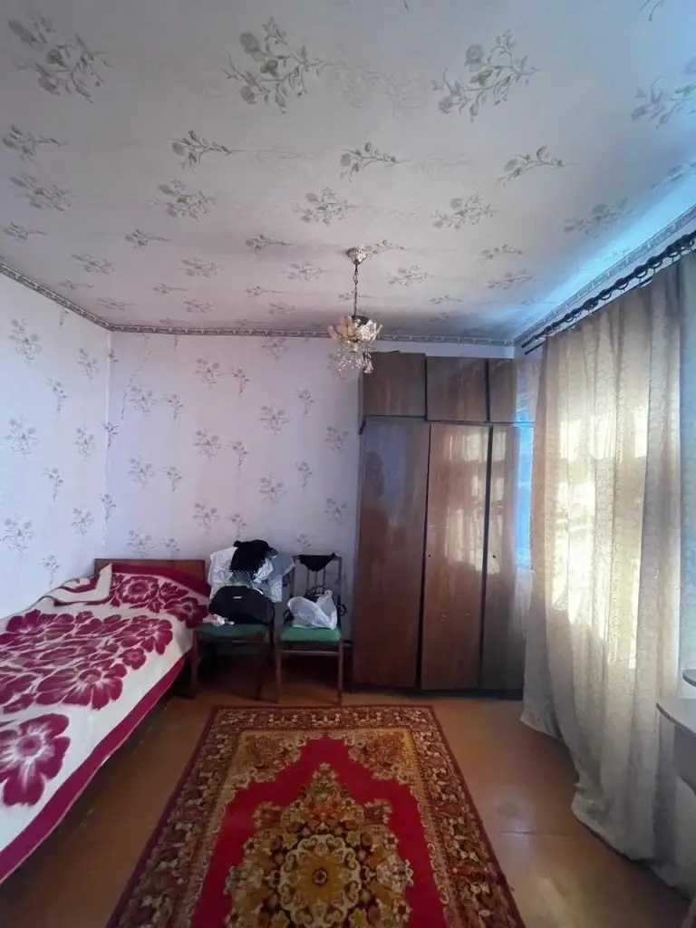 Ппродам
Дом с газом + летняя кухня, 16 соток.
Ориентир – семашко.
Требует вложений, есть частично материалы для ремонта. Дом шпальный, обложен шлакоблоком и кирпичом. Отопление газовое + печное, водоснабжение центральное. Больше фото по запросу.
Цена 1,8 млн. Собственник на сделке.
☎️ +7 949 336 13 96 - фотография - 2