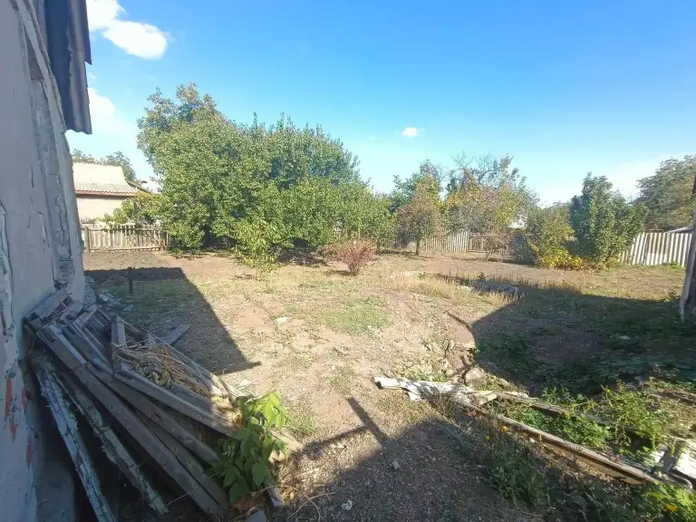 Ппродам
Дом с газом + летняя кухня, 16 соток.
Ориентир – семашко.
Требует вложений, есть частично материалы для ремонта. Дом шпальный, обложен шлакоблоком и кирпичом. Отопление газовое + печное, водоснабжение центральное. Больше фото по запросу.
Цена 1,8 млн. Собственник на сделке.
☎️ +7 949 336 13 96 - фотография - 5