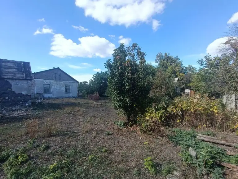 Ппродам
Дом с газом + летняя кухня, 16 соток.
Ориентир – семашко.
Требует вложений, есть частично материалы для ремонта. Дом шпальный, обложен шлакоблоком и кирпичом. Отопление газовое + печное, водоснабжение центральное. Больше фото по запросу.
Цена 1,8 млн. Собственник на сделке.
☎️ +7 949 336 13 96 - фотография - 10