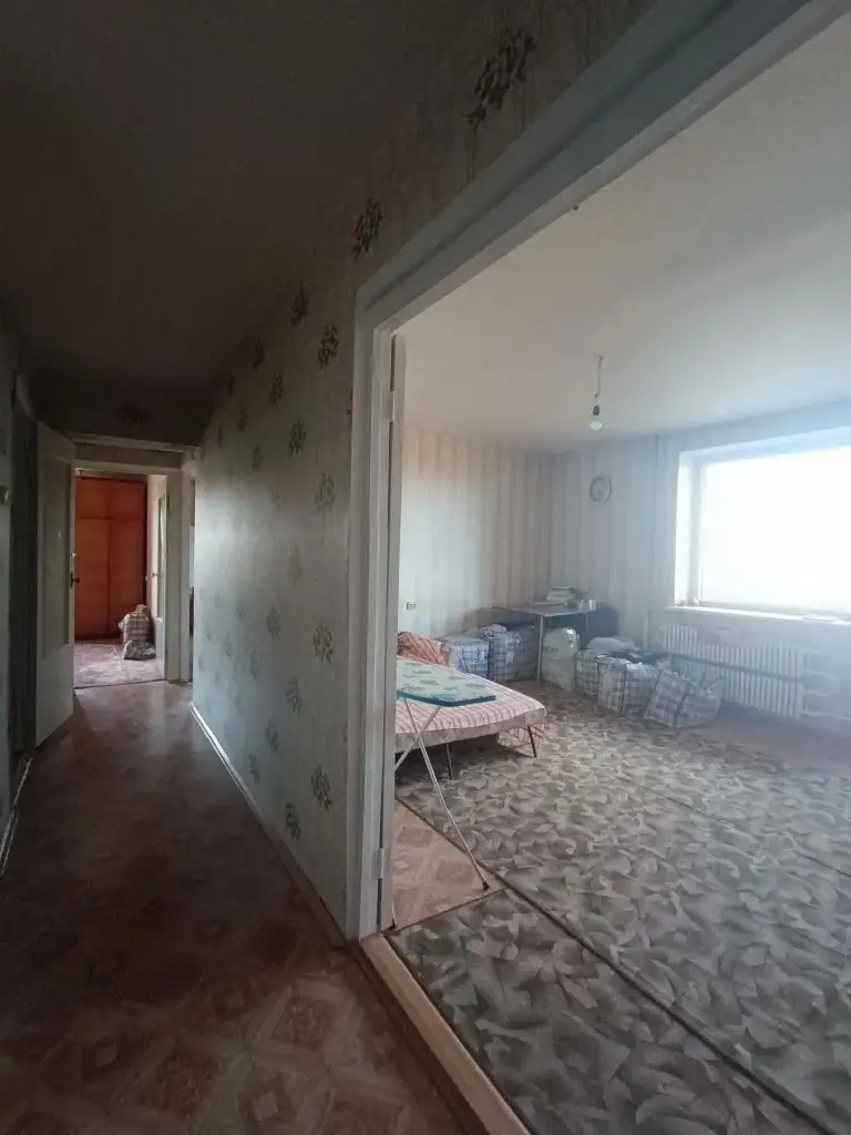 Продам
3-Комнатную квартиру с холлом на текстильщике, донецк кировский р-н.
8 Эт. / 14. Крупногабаритная. Общая пл. 77 м. Кв. Жилое состояние. Две кладовые. До школы 1-2 минуты пешком, рядом детсад, остановка транспорта, ледовый дворец. Ухоженная территория, чистый подъезд. Документы готовы. Больше фото по запросу.
💲💲💲Цена 4,4 млн. Собственник на сделке.
☎ +7 949 336 13 92,
☎+7 951 820 32 25
Больше предложений смотрите на моей странице - фотография - 5