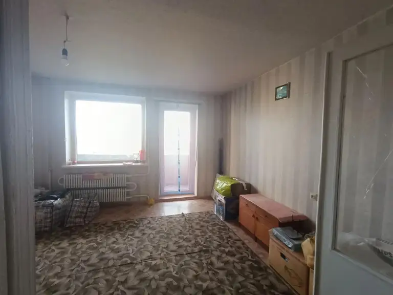 Продам
3-Комнатную квартиру с холлом на текстильщике, донецк кировский р-н.
8 Эт. / 14. Крупногабаритная. Общая пл. 77 м. Кв. Жилое состояние. Две кладовые. До школы 1-2 минуты пешком, рядом детсад, остановка транспорта, ледовый дворец. Ухоженная территория, чистый подъезд. Документы готовы. Больше фото по запросу.
💲💲💲Цена 4,4 млн. Собственник на сделке.
☎ +7 949 336 13 92,
☎+7 951 820 32 25
Больше предложений смотрите на моей странице - фотография - 2