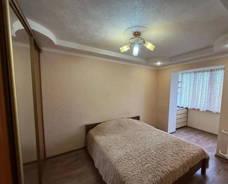 Продам 3-комнатную квартиру на текстильщике, кировский район донецка.
Ориентир – обжора. В радиусе 50-200 м супермаркет, школа, детский сад, остановка общественного транспорта, рынок и т. Д. Отличный ремонт, техэтаж.
5 Этаж / 5. Собственник готов торговаться
Цена 5 000 000 руб.
+7 949 336 13 92 - фотография - 4