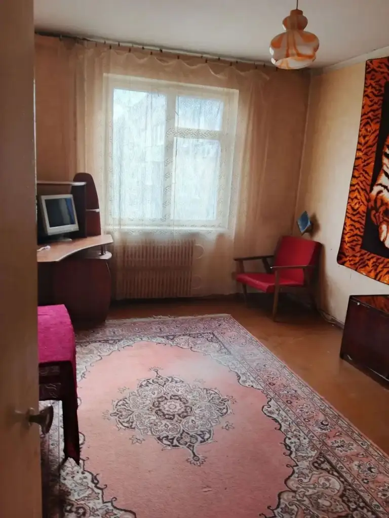 3К. Квартира — киевский район, ул. Политбойцов

Общая площадь — 66 кв. М.
Этаж: 6/9

Балкон застеклён. Окна деревянные. Торг уместен.

— Стоимость: **3 300 000 ₽**
+7(949)105-35-35, Виктория - фотография - 1