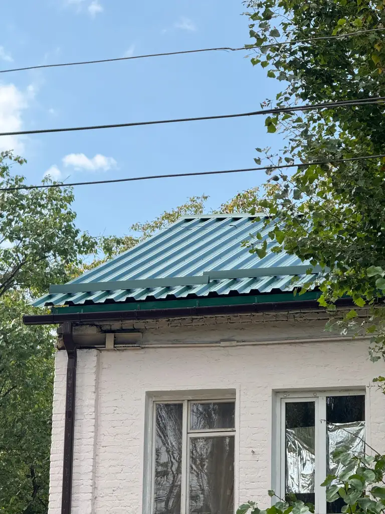 Предлагаю вашему вниманию продажу
1К кв в буденновском р-не по ул. Арктики
2Эт/2эт
Общ пл -24,7м2 кухня - 5,3м2
Тёплая квартира, окна металопластиковые
Дом после капитального ремонта, крыша новая,
Окна в подьезде новые.
Рядом школа детский сад, супермаркеты, банки,
В шаговой доступности большой отремонтированный парк "энергетиков"
Удобная транспортная развязка.
Реальному покупателю торг.
Вода в районе по графику.

2 100 000₽ +Ан вариант
+7 949 095 32 35
Наталья(миранда telegram) - фотография - 2