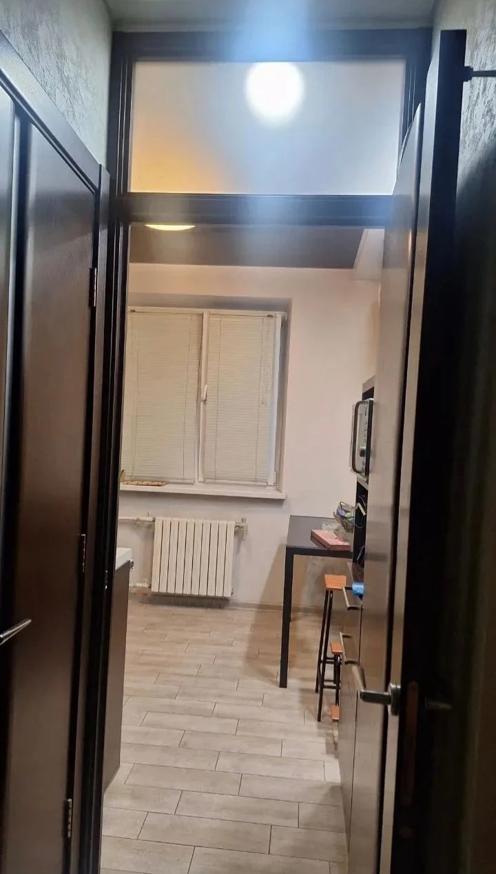 Продам квартиру. Донецк, пролетарский р-н. , ул. Раздольная
Продается 2 комн. Квартира, этаж 9/9, площадь 50 м²
Мебель вся остается. Сделан ремонт в 2016 году, никто не жил с этого времени. 3 кондиционера, посудомоечная машина. Санузел раздельный.
Вода по графику, напор хороший. Новая электрика, сантехника. Полы с подогревом. Крыша не течет.
Стоимость 5.000.000 рублей
+7(949)014-66-70 - Артур - фотография - 6
