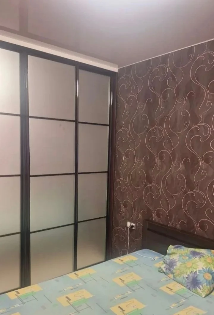 Продам квартиру. Донецк, пролетарский р-н. , ул. Раздольная
Продается 2 комн. Квартира, этаж 9/9, площадь 50 м²
Мебель вся остается. Сделан ремонт в 2016 году, никто не жил с этого времени. 3 кондиционера, посудомоечная машина. Санузел раздельный.
Вода по графику, напор хороший. Новая электрика, сантехника. Полы с подогревом. Крыша не течет.
Стоимость 5.000.000 рублей
+7(949)014-66-70 - Артур - фотография - 3