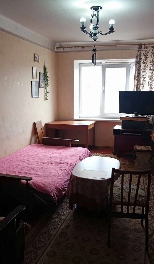 Продам квартиру. Донецк, буденновский р-н. , ул. Римского-корсакова
Продается 2 комн. Квартира, этаж 4/5, площадь 44.9 м²
Комнаты изолированные, санузел раздельный. Квартира требует ремонта. Водоснабжение по графику. Рядом магазины, школа, детский сад № 355 аптека и остановки общественного транспорта.
Стоимость 3.800.000 рублей (торг)
+7(949)014-66-70 - Артур - фотография - 2