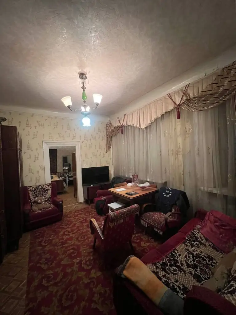2К. Квартира — ворошиловский район, пл. Ленина, донбасс палас, ул. Артема, 78
Общая площадь — 46 кв. М.
Комнаты смежные, окна выходят во двор. Квартира не угловая, под ремонт. Жилая площадь — 30 кв. М. , кухня — 5 кв. М. Документы в порядке. Возможен торг.
— Стоимость: **5 000 000 ₽**
+7(949)105-35-35, Виктория - фотография - 5