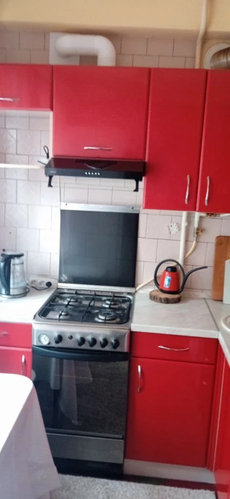 квартира посуточно, в самом центре г. донецка, на площади ленина в ворошиловском и в пролетарском районах г. донецка стоимость от 4т. р. новая мебель и техника. тел +79494737935, также на этом номере телеграмм и вотсап - фотография - 7