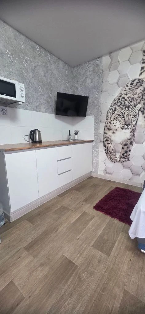 без предоплат. оплата по факту заселения от собственника @yuliarenda с  постоянной водой и кондиционером и теплом 🔑 уютные 1 комнатные, комфортные, гостевые районе города. только для пары. вода постоянно, горячая и холодная. !!! интернет кондиционер в шаговой доступности рестораны -paradise, king town. магазины молоко, и гипермаркет твой магазин. есть варианты в других районах города донецка и макеевки. +79494963317 - -https://wa. me/79494963317 -http://yuliarendadonetsk. ru/ -без предоплат. оплата по факту заселения от собственника @yuliarenda с  постоянной водой и кондиционером и теплом 🔑 уютные 1 комнатные, комфортные, гостевые районе города. только для пары. вода постоянно, горячая и холодная. !!! интернет кондиционер в шаговой доступности рестораны -paradise, king town. магазины молоко, и гипермаркет твой магазин. есть варианты в других районах города донецка и макеевки. +79494963317 - -https://wa. me/79494963317 -http://yuliarendadonetsk. ru/ -https://vk. com/club231113929 - фотография - 5