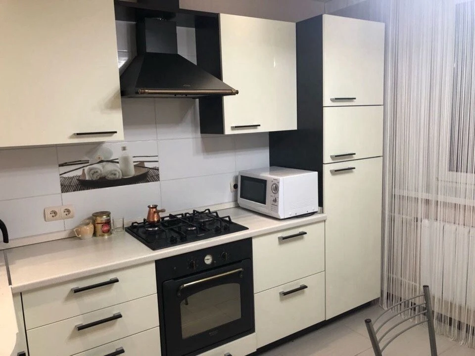 Сдаю однокомнатную квартиру в калининском районе напротив мед. Университета. Квартира общей площадью... - фотография