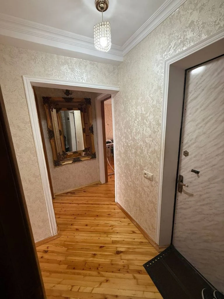 Сдаётся 2-х комнатная квартира 📍ул. 230-й стрелковой дивизии, будённовский р-н, г. Донецк этаж: 4/9 площадь: 59 кв. М ✅цена 26 000 руб. + к/у квартира в хорошем состоянии, имеется вся необходимая мебель и бытовая техника. В непосредственной близости остановки общественного транспорта. По всем вопросам: +79494307081📲 - фотография - 5