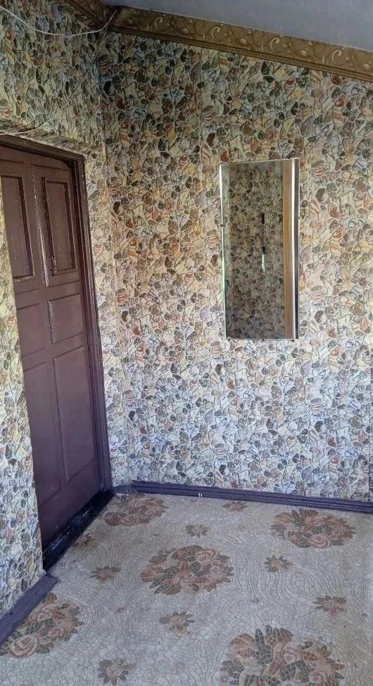 Продам газифицированный дом в г/о енакиево, на юнкоме, ул. Бутлерова общая площадь 72,6 кв. М. , из 4 комнат, состояние жилое, цена 2800000руб. Тел: +7949 366 19 49 - фотография - 2