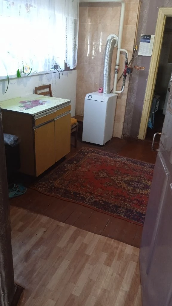 Продам газифицированный дом в г/о енакиево, на юнкоме, ул. Бутлерова общая площадь 72,6 кв. М. , из 4 комнат, состояние жилое, цена 2800000руб. Тел: +7949 366 19 49 - фотография - 3