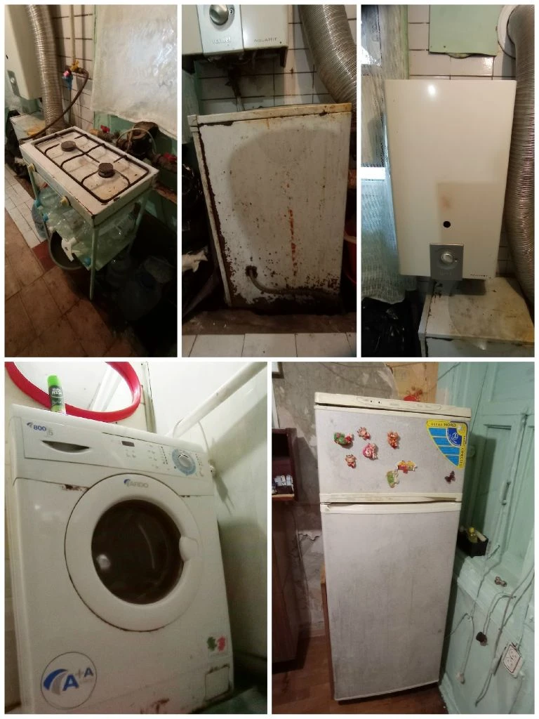 Недвижимость г. Донецк днр. Продажа дома под ремонт 2 комнаты. Ворошиловский рн. Цена 1500000 руб агентство недвижимости ☎+79494046048 комнат 2 площадь 33 м2 жилая 13,8 м2 кухня 4.4 м2 этаж 1 год строительства 1917 самый центр донецка! Местоположение: ворошиловский район, пересечение пр. Павших коммунаров и ул. Челюскинцев. Центр донецка, рядом ул. Артема дворец бракосочетания, (в шаговой доступности цум, планетарий, гринплаза, пл. Дзержинского, первая городская больница) по ул. Ф. Зайцева миграционная служба мвд описание: предлагается к продаже квартира на земле на 4 хозяина (состоит из 4/100доли, общая долевая собственность домовладения). Состояние дома(квартиры) под ремонт. Крыша обновлялась в 2019г стены дома шуба, требуется ремонт. Комнаты смежные;высота 2.2м прихожая совмещена с кухней;санузел совмещён, душевая. Окна пластик. Отопление трубы по всему дому, зашиты гипосартоном. В отопительный сезон очень тепло. Бытовая техника машинка стиральная автомат, холодильник, двухкомфорочная газовая панель. - дополнительные постройки: летняя кухня - отопление: автономное, котел рабочий. - водоснабжение: центральное, вода холодная по графику, подача в дом. -горячая вода колонка газовая автомат. -газ центральный. -канализация центральная. -земля не приватизирована. Расположение и цена дома очень привлекательное ! Дом можно использовать как для проживания, так и для бизнеса. Фото соответствуют. Видео- ссылка (rutube. Ru/video/1d314505ecdeb4de53518c4a3076760c/?r=a) все необходимые документы росреестр готовы к продаже. Цена: 1,5миллиона рублей +услуги риелтора. По всем вопросам, желанием узнать подробности - звоните! С нами легко и уверенно! +79494046048 феникс-телеграмм, mах. - фотография - 13