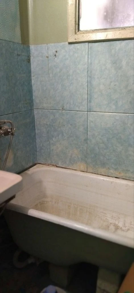 Недвижимость донецкднр продажа 1 комн кв гостинка под ремонт 1600000 рублей, пролетарский р-н, пирамида агентство недвижимости ☎️+79494046048 площадь 24 м² жилая 12 м² кухня 4,7 м² этаж. 4 из 5 квартира гостинка 1 комн под ремонт ул. Раздольная д.22( номер дома указан ориентировочный) дом находится возле остановки. Магазины, школа, детский сад, больница, рынки, супер маркеры, мфц- всё рядом. Отличная инфраструктура в квартире установлены новые входная дверь, пластиковые окна. Санузел совмещён, кафель. Вода по графику. Фото соответствуют. Документы россреестр готовы. Цена 1600000 рублей + услуги риелтора. Предложение от агентства, подбор вариантов различной степени комфортности, все районы г. Донецка. Оставляйте свои заявки(предложения) по продаже, по покупке квартир, наша база ежедневно обновляется! С нами легко и уверенно! Риелтор +79494046048 феникс -телеграмм, max. - фотография - 5