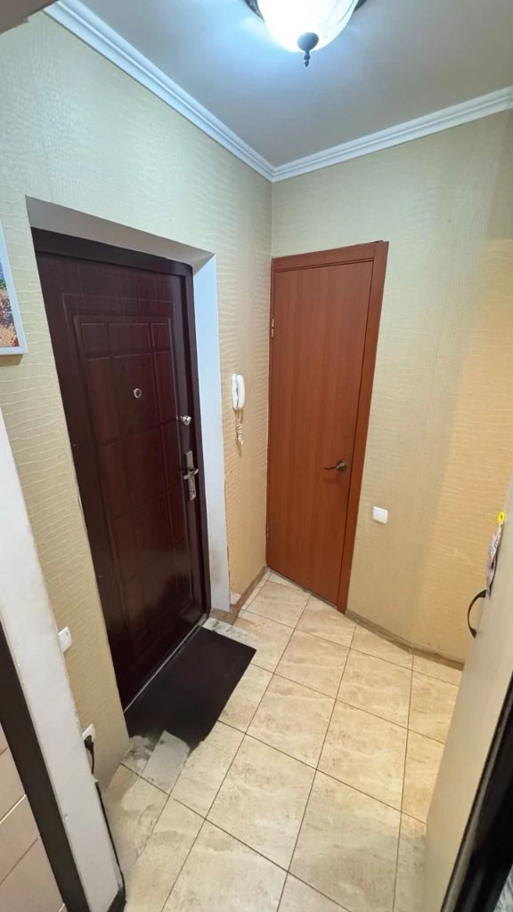 Продажа 1- комнатной квартиры ул. Раздольная. Пролетарский р-он. Общая площадь — 22,7 м2 жилая зона занимает 12,2 м2 кухня — 4,6 м2 4 / 5 этажного кирпичного дома. Квартира светлая и уютная, полностью готова к заселению — вся мебель остаётся новому владельцу. Район отличается развитой инфраструктурой: в шаговой доступности школы и детские сады, рынки и транспортные развязки. 2 700 000 р +7(949) 095 32 35 наталья (миранда телеграмм) - фотография - 9