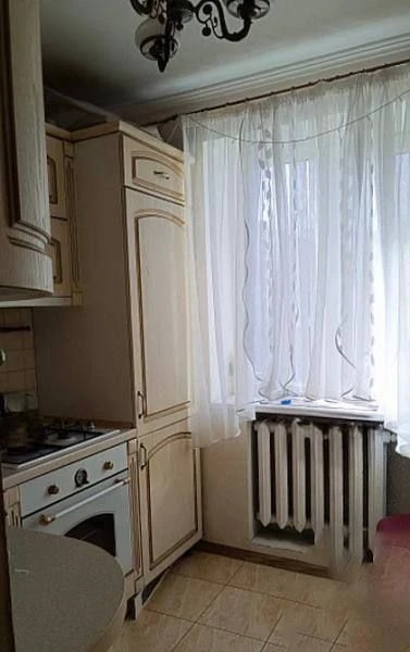 Продажа 1- комнатной квартиры ул. Раздольная. Пролетарский р-он. Общая площадь — 22,7 м2 жилая зона занимает 12,2 м2 кухня — 4,6 м2 4 / 5 этажного кирпичного дома. Квартира светлая и уютная, полностью готова к заселению — вся мебель остаётся новому владельцу. Район отличается развитой инфраструктурой: в шаговой доступности школы и детские сады, рынки и транспортные развязки. 2 700 000 р +7(949) 095 32 35 наталья (миранда телеграмм) - фотография - 5